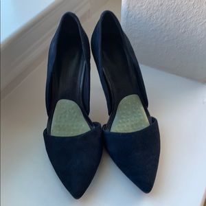 Banana Republic Suede Heels - size 7